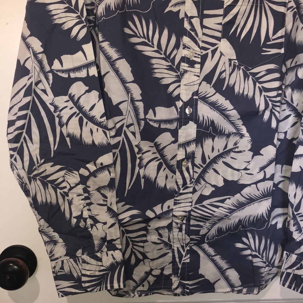 AEO BUTTON DOWN SHIRT - Picture 5 of 7